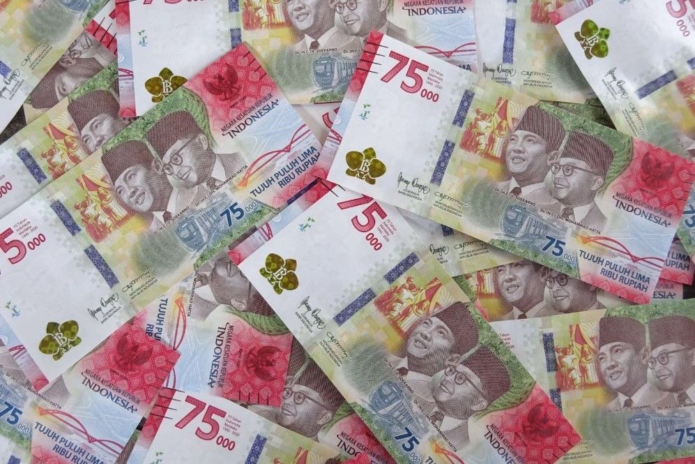 Rupiah Melemah Menuju Level Rp16.350 Saat Pasar SUN Bergairah