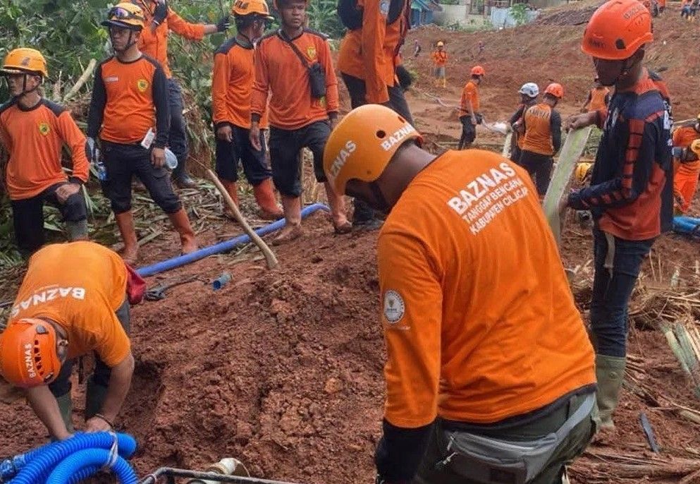 Baznas RI Aktif dalam Menangani Longsor di Cilacap